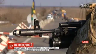 Унаслідок пострілів ворожого снайпера поранено двох українських захисників