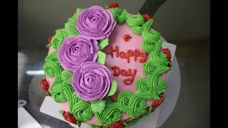 Decorate Cake With Beautiful Flowers