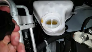 2015 To 2022 GM Chevrolet Colorado Truck - How To Check BRAKE Fluid Reservoir Level