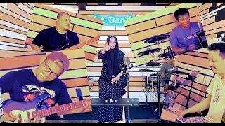 AI DE ZHU FU [ 爱的祝福 ] cover music video | Lya and Lavila Band