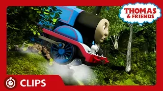 Thomas Gets Derailed | Clips | Thomas & Friends