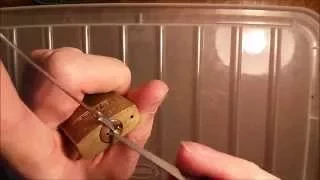 (4) Lock Picking - Abus 65/30 With Half-Diamond Pick