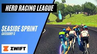 Racing the Herd in Watopia // Zwift Racing // Bullseye Points Race // Seaside Sprint