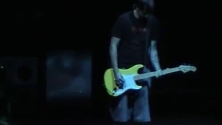 Blink 182 - 08 - Adam's Song - Pop Disaster Tour Irvine CA 20 de Abril 2002