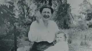 FRONT YARD SLIDE SHOWS - Memories of Gnangwea