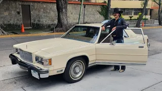 Hoy nos Visito Desde California Un Buen Amigo El Tío Flaco a Conocer el garage