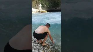 🌊 Who can swim in icy water? 📍 Fethiye #shorts