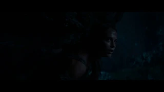 Tomb Raider  Лара Крофт Схватка Лары против следопыта наёмника Роккета