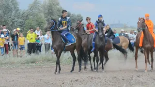 Соль- Илецк.Скачки.