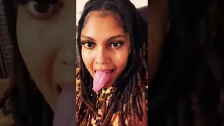 Long Tongue Woman #prettygirl #shorts #selfie #beautiful