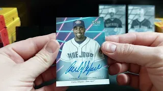 NEW RELEASE! | 2022 Topps Archive Snapshots | Autos, Autos and more Autos
