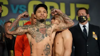 NO MANCHES! GERVONTA DAVIS EMPUJA AL MEXICANO ISAAC CRUZ & EN CODAZO TAMBIÉN