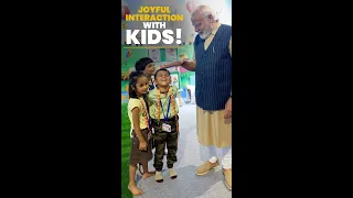 PM Modi's heart-warming interaction with kids❤️💐