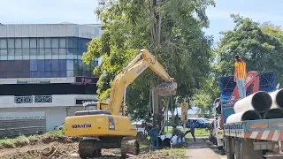 Using excavators as cranes is a high-risk... extreme.