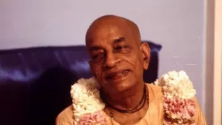 Prabhupada 0341 - One Who is Intelligent, He will Take this Process