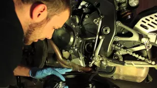 Changing oil on an '08 R6