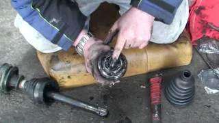 bodgit and leggit garage how to remove/install a car wheel bearing (part 3 or 4)
