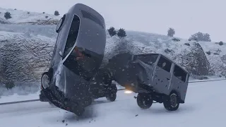 GTA 5 -- Realistic Crash Deformation Mod in snow / Christmas (euphoria physics ragdoll)