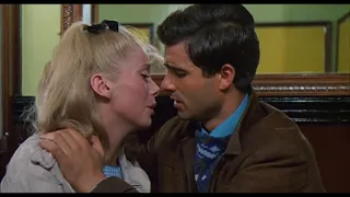 "Шербурские зонтики" ("Les Parapluies de Cherbourg")