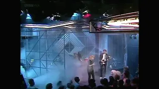 Bonnie Tyler - Total Eclipse Of The Heart (TOTP '83)