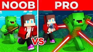 JJ And Mikey NOOB vs PRO THE BEST WEAPON FOR A FRIEND in Minecraft Maizen