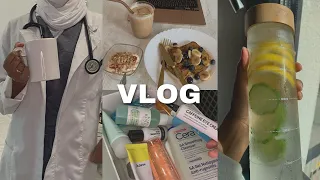 VLOG | 3:30 AM MORNING ROUTINE, muslimah medical student, skin care, Fajr, food, Anime, productive 🌿