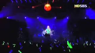 Avril Lavigne Tomorrow Live In Seoul 2003 13/14