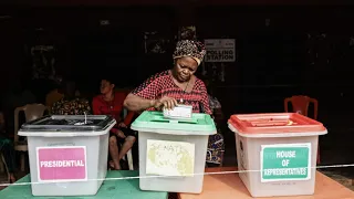 Voting starts late across parts of Nigeria in key presidential election • FRANCE 24 English