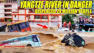 God destroys CCP! Yangtze River is in danger, displaced 24 million people as Heavy rain hits China