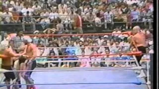 WWC: Don Kent & The Mummy vs The Rock 'n' Roll RPM's (1986)
