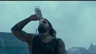 AQUAMAN saves fisherman - bar scene - justice league (2017)