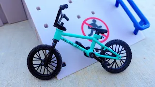 BMX Finger | Tech Deck Pyramid Point Ramp Unboxing | Finger BMX Tricks | Mini Nike