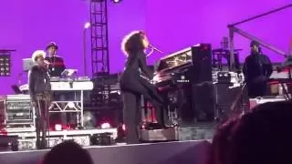 Alicia Keys Times Square 10/9/16