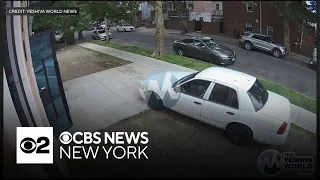 Driver nearly runs over students, rabbis in Brooklyn, police say