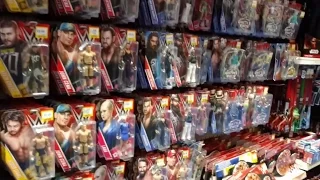 TOY HUNT!!! | The First Wrestling Daze Toy Hunt Ever!!!! | WWE Mattel Wrestling Figure Fun #1