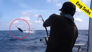 Fight Blue Marlin with Spinning Tackle | Eng Subs