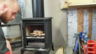 how to light a fire in your Woodburning stove first time