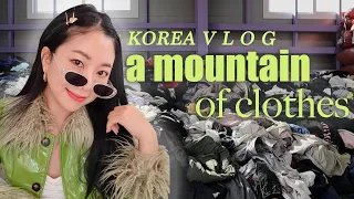 Shopping at the *Biggest* Thrift Shop in Korea!
