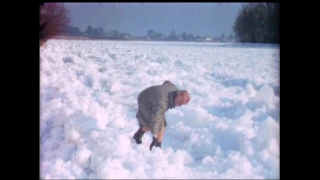 1963 Janvier la Loire gelée