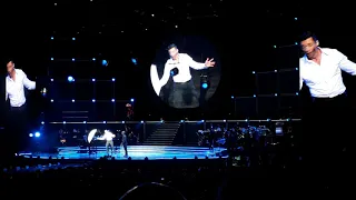 Luck Be A Lady + Singing In The Rain - Hugh Jackman (Toronto)