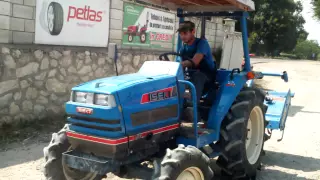 Tractor japonez Iseki TA 247