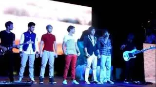 one direction - stand up HD close 19/12/11 live in southend