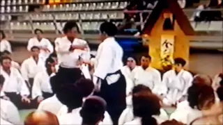 Tamura sensei - Tachi waza gyakuhanmi katate dori nikyo