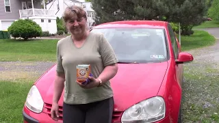 How to Clean up Cloudy Headlights [With Lemon and Baking Soda]