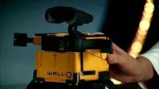 Transforming WALL-E toy advert