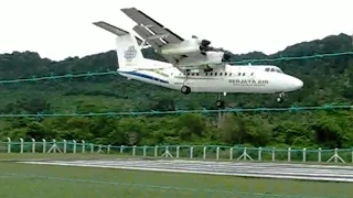 Crosswind landing on Tioman Island, Malaysia