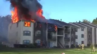BERNARDS TWP. NEW JERSEY 2ND ALARM WORKING FIRE 9/12/16 FULLY INVOLVED TOWNHOUSE APARTMENTS