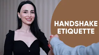 How to shake hands properly and look confident