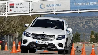 Mercedes-Benz GLC Coupé 2016 - Maniobra de esquiva (moose test) y eslalon | km77.com
