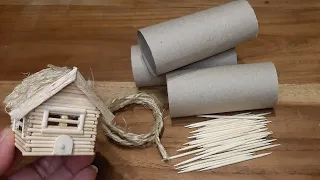 🤩Manualidades con TUBOS DE CARTON , bellas casitas de navidad decoradas con palitos y cuerda de yute